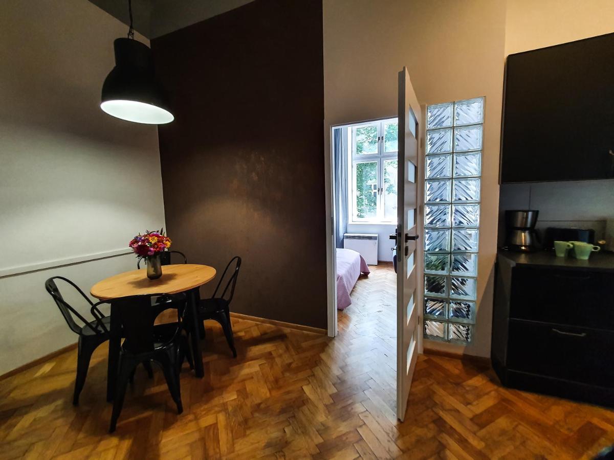 Classic Apartments Pilsudskiego Street كراكوفيا المظهر الخارجي الصورة