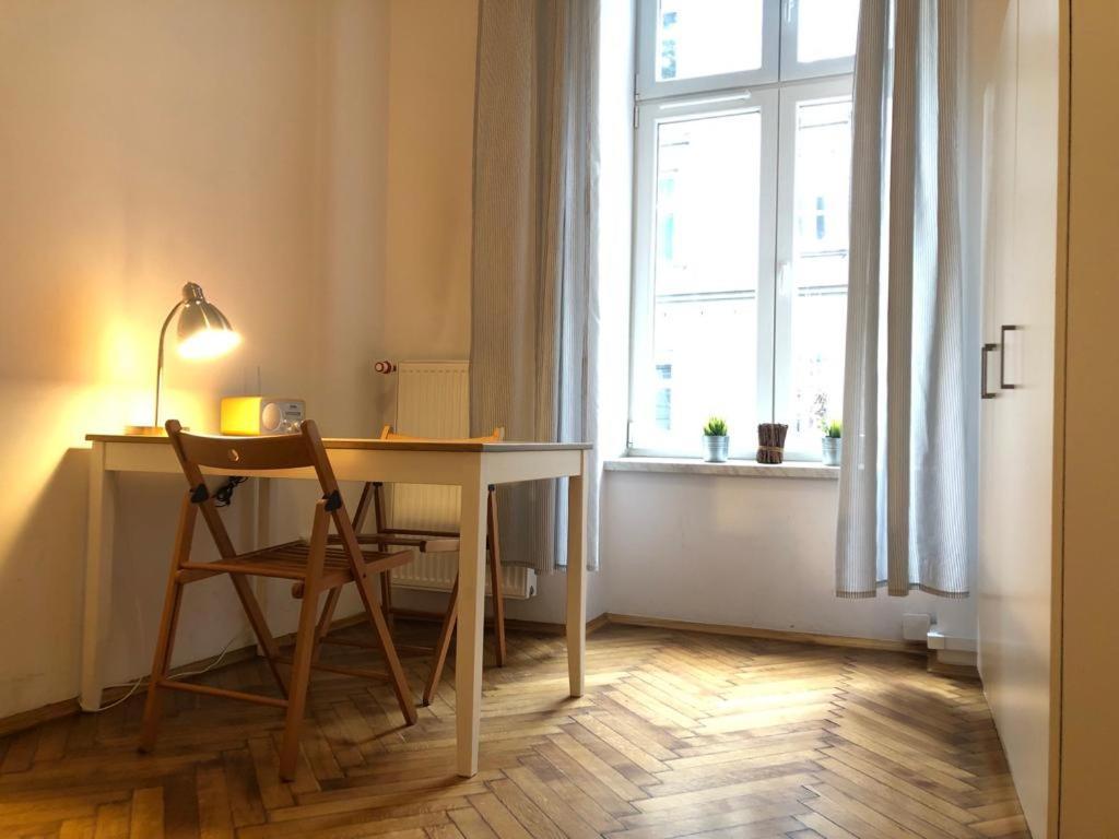 Classic Apartments Pilsudskiego Street كراكوفيا المظهر الخارجي الصورة