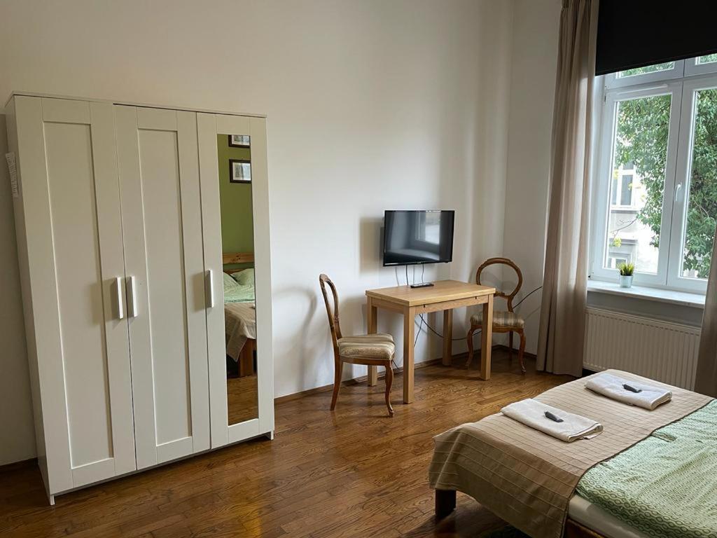 Classic Apartments Pilsudskiego Street كراكوفيا المظهر الخارجي الصورة