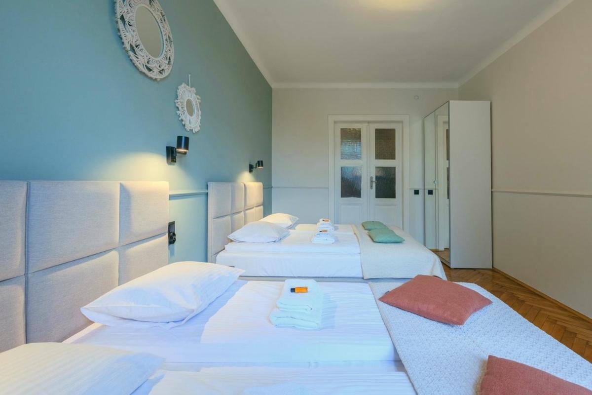 Classic Apartments Pilsudskiego Street كراكوفيا المظهر الخارجي الصورة